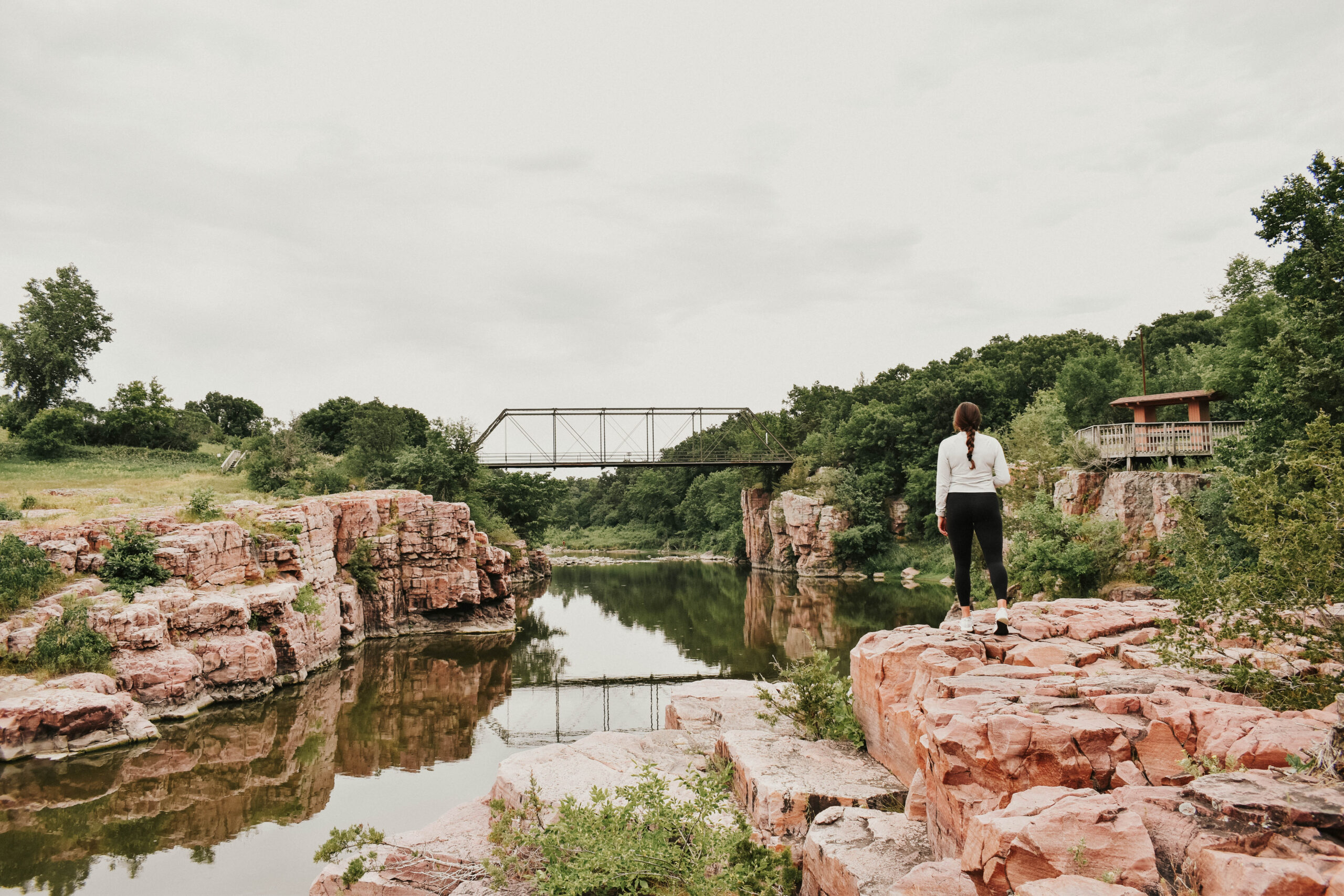 Escape to the Bluffs: Uncovering the Magic of South Dakota's Palisades State Park